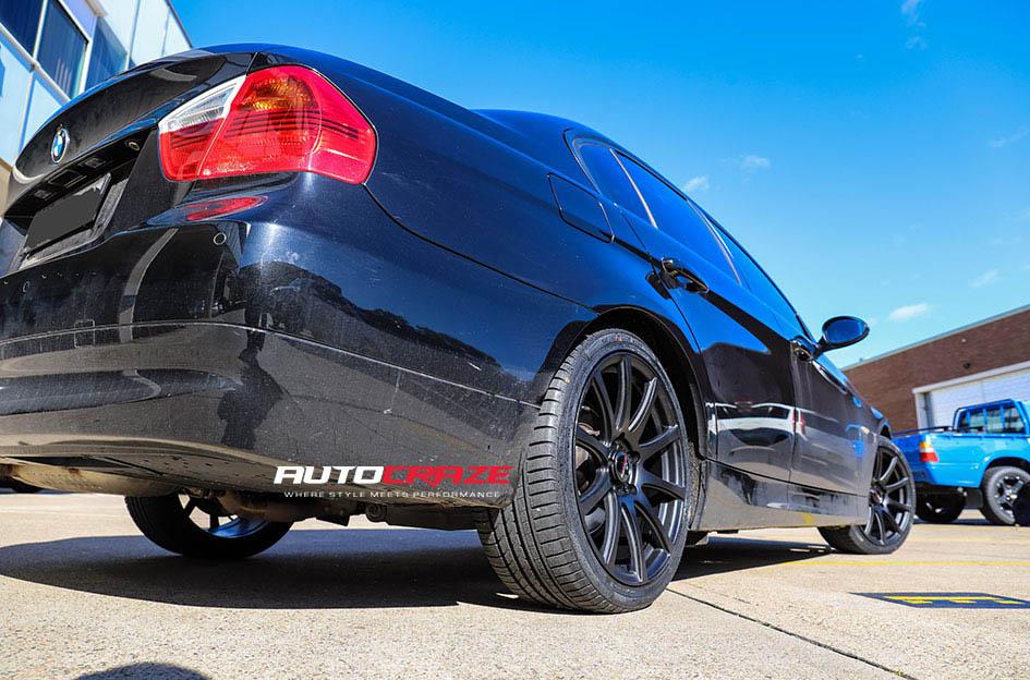 BMW 3 SERIES CARBINE SATIN BLACK